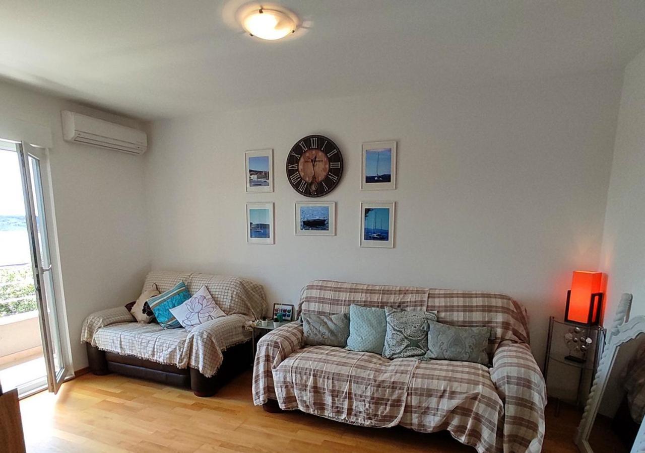 Apartment Idlerocks Trogir Eksteriør bilde
